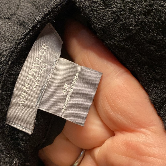 Black lined 2 piece suit - black blended jacquard. - Picture 7 of 11